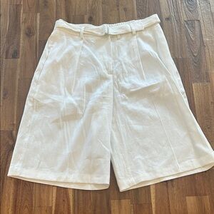 Seventy Women's Cream Summer Shorts Size 10